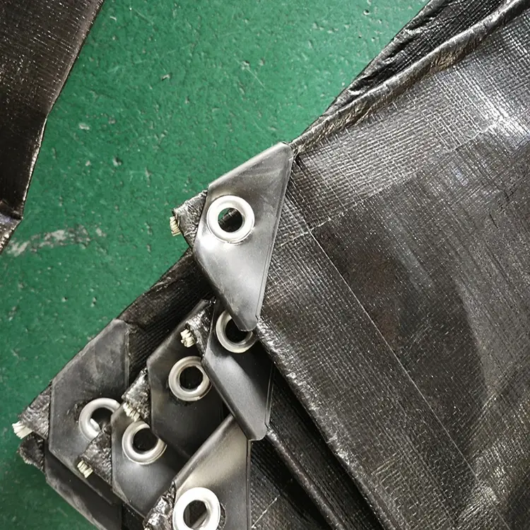 Czarna plandeka 200 gsm